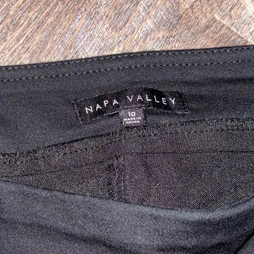 Women's Black Pants - Picture 2 of 4